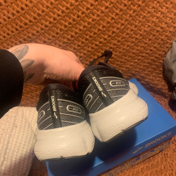 Brooks glycerin 2.0 running shoes women’s 7.5 - Picture 6 of 7